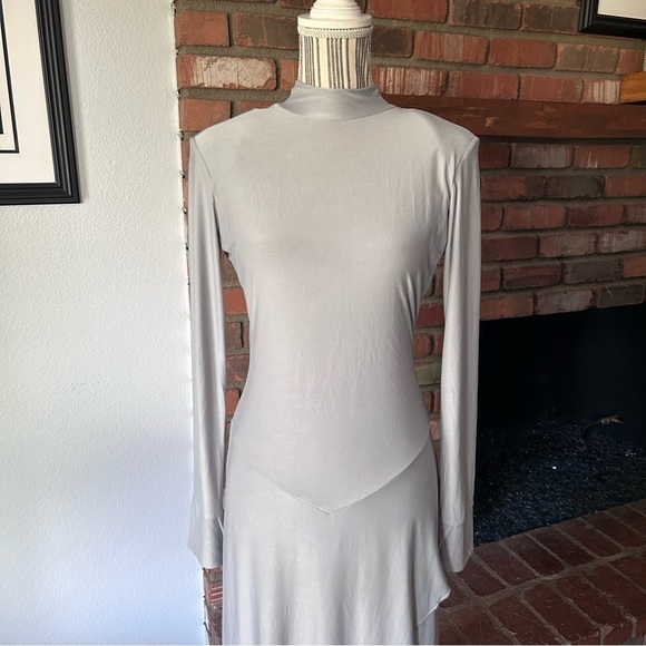 NWT We Are HAH Southern Lady Open Back Long Sleeve Midi Dress in Gray Sz M - Picture 3 of 8